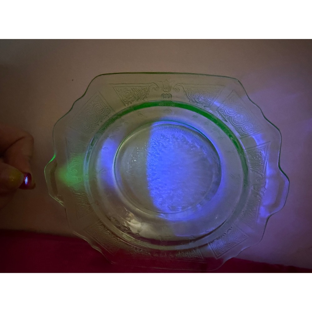 1930s Hocking Glass Princess Green Depression Uranium Glass Bowl